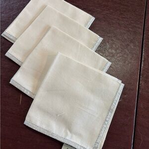 Pottery Barn NWOT set of 4 white cotton cocktail napkins with silver trim